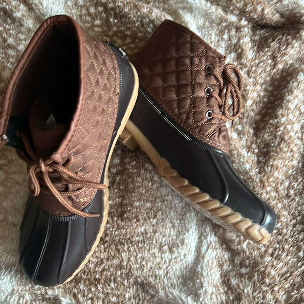 St John’s insulated winter boots